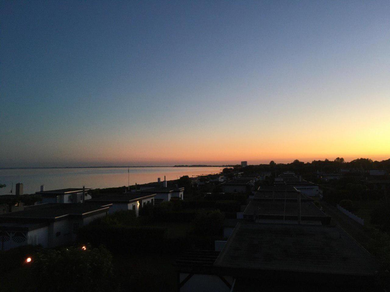 Traumhaftes Strand-Apartment Mit Meerblick Staberdorf Bagian luar foto